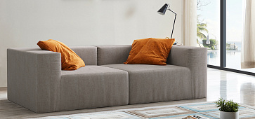 Диваны в интерьере гостиной-25, Серый и компактный диван Драм